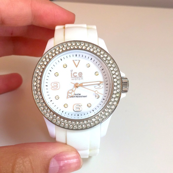 Ice Watch - Picture 1 of 2